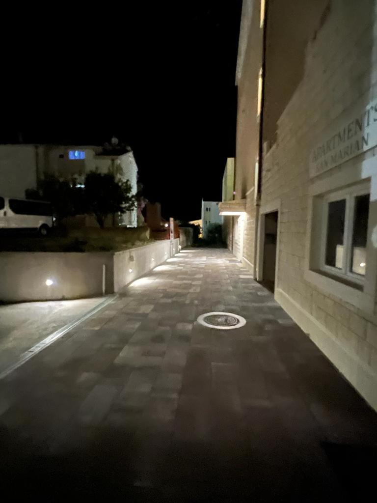 Antonio Apartmani Podstrana Værelse billede